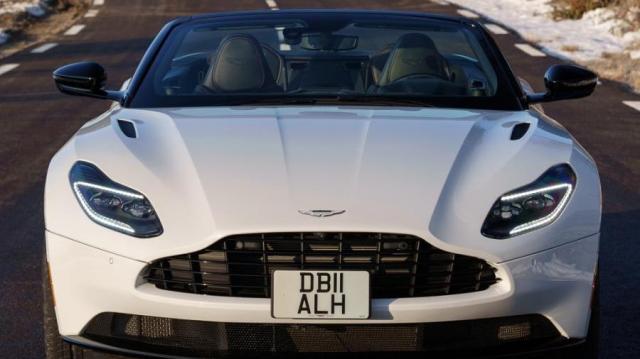 Aston Martin DB11 Volante frontale