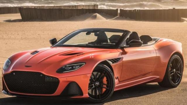 Aston Martin DBS Volante lato