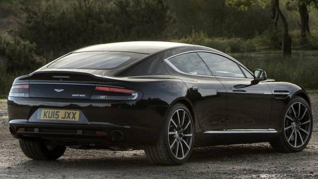 Aston Martin Rapide posteriore