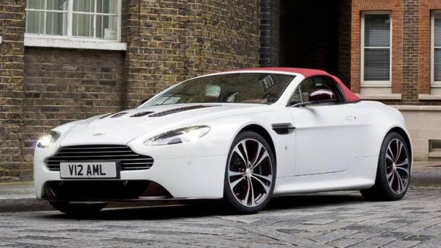 Aston Martin V12 Vantage Roadster anteriore