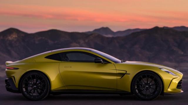 Aston Martin V8 Vantage Roadster ambiente
