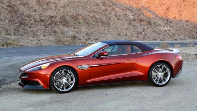 Aston Martin Vanquish Volante 2