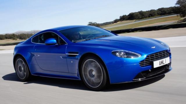 Aston Martin Vantage Coup&eacute;