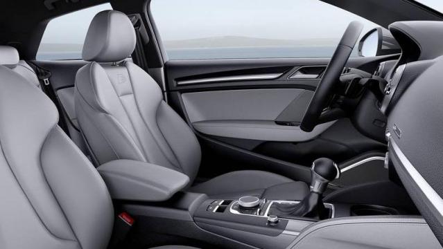 Audi A3 interni facelift 1