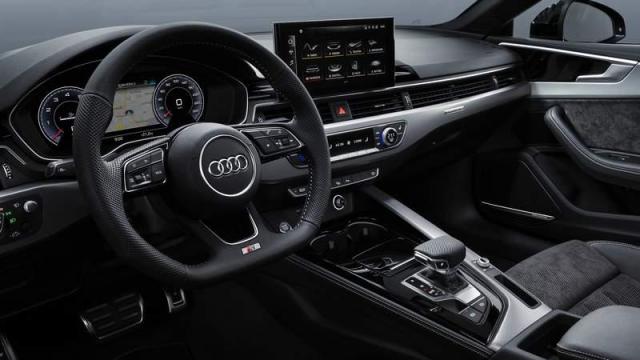 Audi Nuova A5 Coupé interni