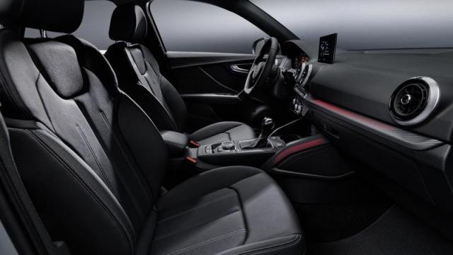 Audi Nuova Q2 interni 1