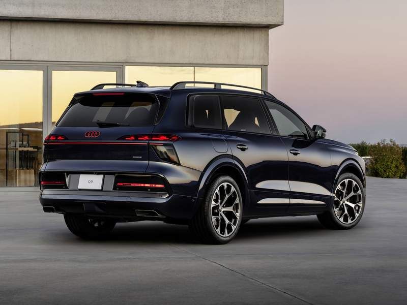 Audi Q9 2