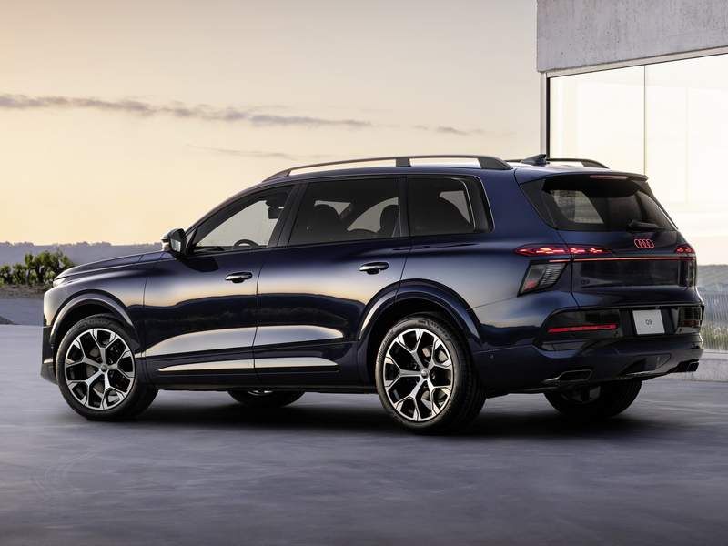 Audi Q9 profilo