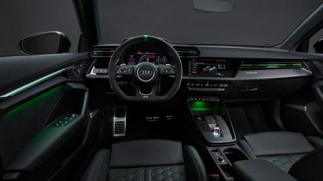 Audi Nuova RS 3 Sedan interni
