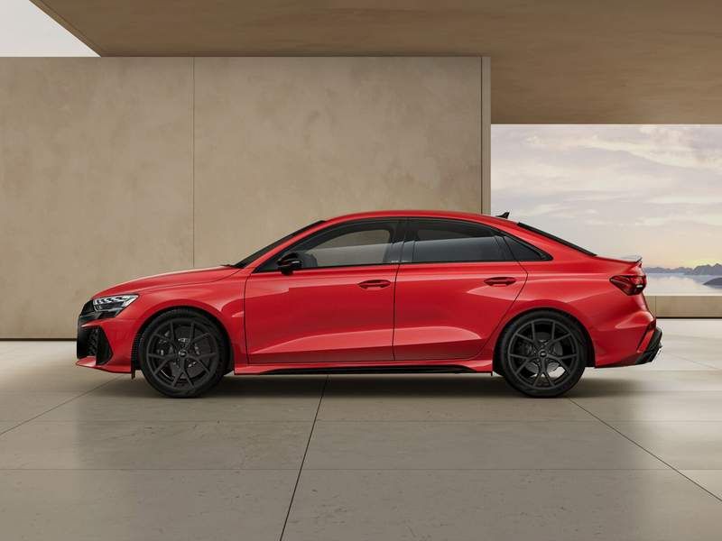 Audi RS 3 Sedan profilo