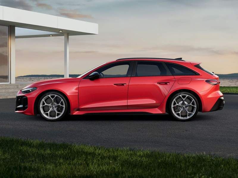 Audi RS5 Avant profilo