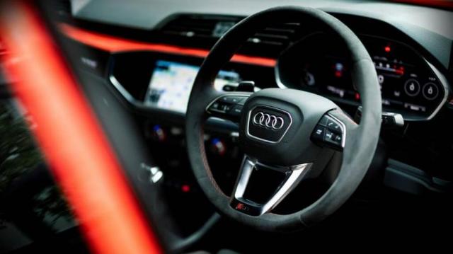 Audi RS Q3 Sportback volante