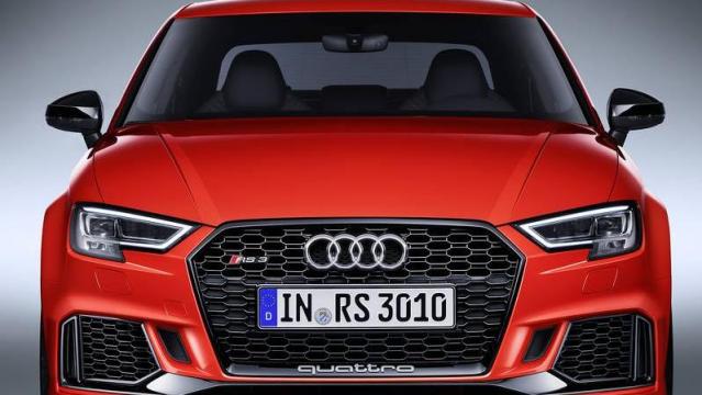 Audi RS3 Sedan frontale