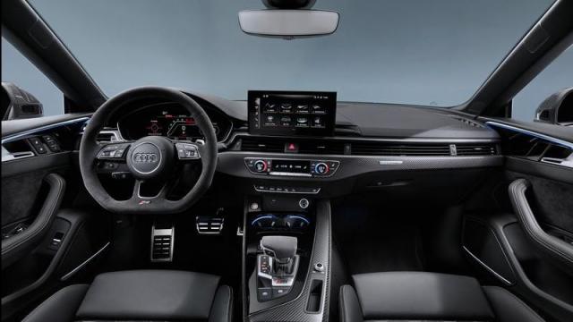 Audi RS5 Coupé 2020 interni