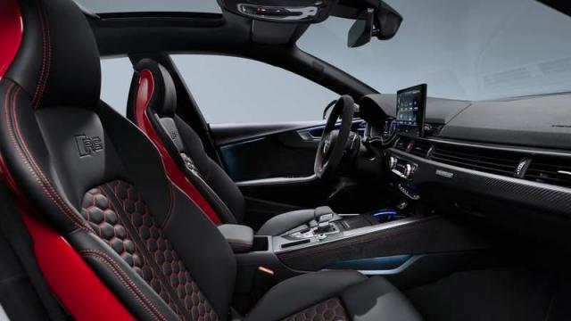 Audi Nuova RS5 Sportback interni anteriore