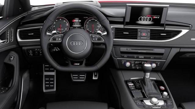 Audi RS 6 Avant interni