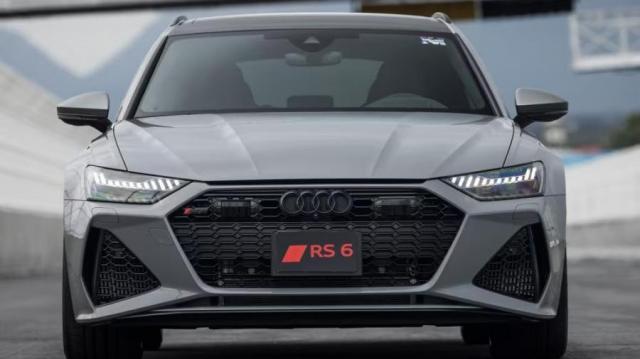 Audi RS6 Avant frontale