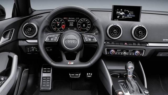 Audi S3 Cabriolet interni