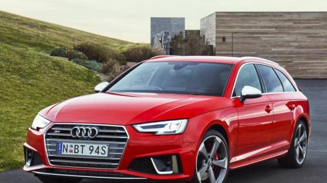 Audi S4 Avant movimento