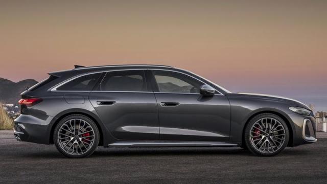 Audi Nuova S5 Avant profilo