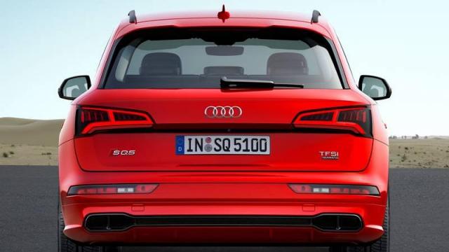 Audi SQ5 posteriore
