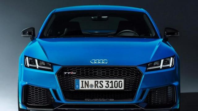 Audi TT Rs coupe blu