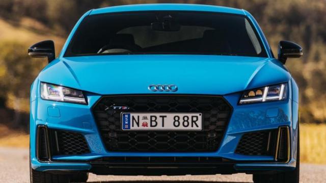 Audi tts coupe azzurra