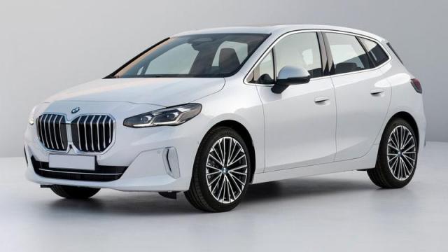 BMW Nuova Serie 2 Active Tourer tre quarti anteriore