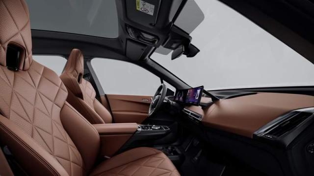 BMW Nuova iX 1