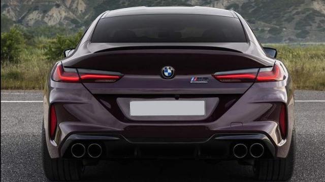 BMW Nuova M8 Gran Coupé posteriore 1