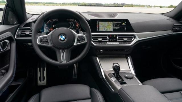 BMW Serie 2 Coupé interni