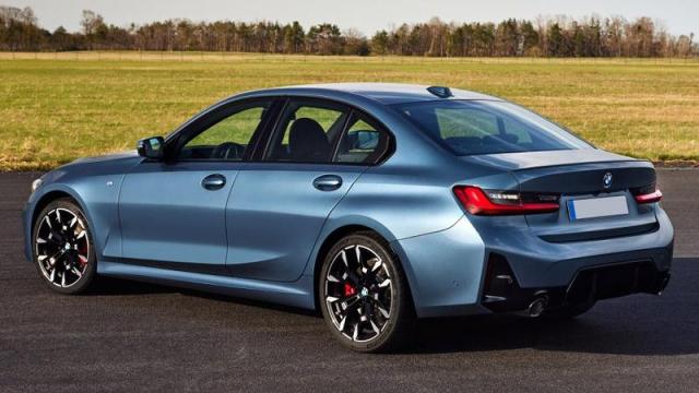 BMW Serie 3 posteriore