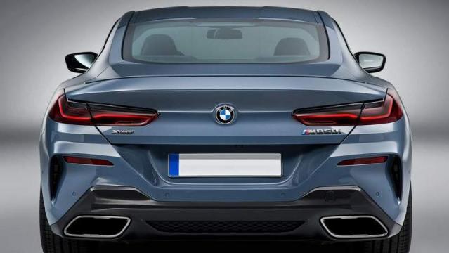BMW Serie 8 Coupé 2018 posteriore