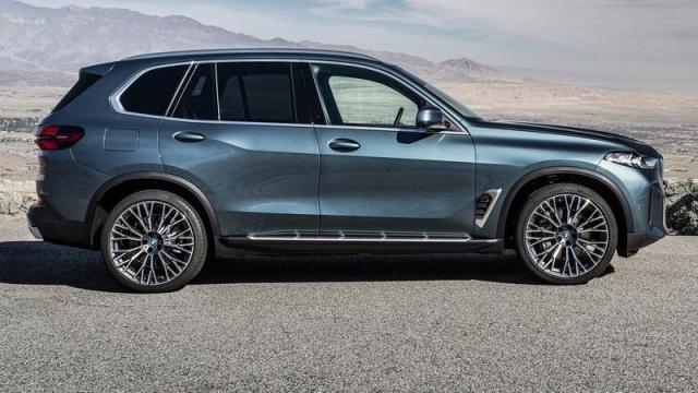 BMW X5 profilo