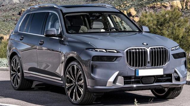 BMW Nuova X7 anteriore