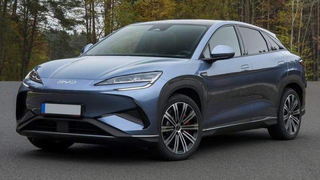 BYD Sealion 7 anteriore