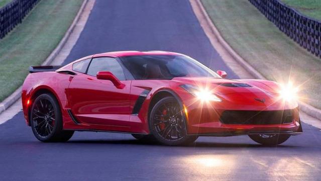 Chevrolet Corvette Z06 profilo