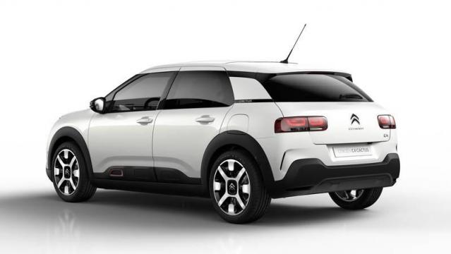 Citroën Nuova C4 Cactus tre quarti posteriore