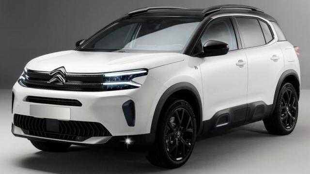 Citroën Nuovo C5 Aircross tre quarti anteriore 2