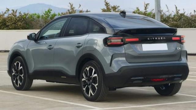 Citroen Nuova ë-C4 posteriore
