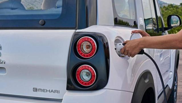 Citroën E-Mehari carica batteria