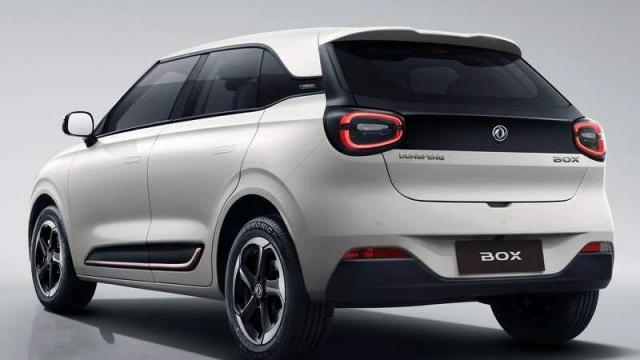 Dongfeng Box posteriore