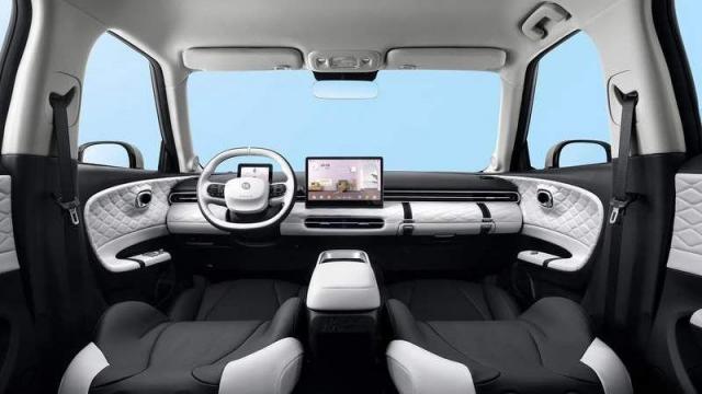 Dongfeng Box