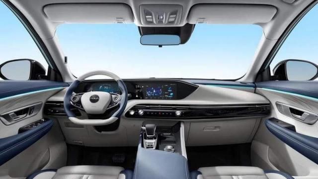 Dongfeng Huge