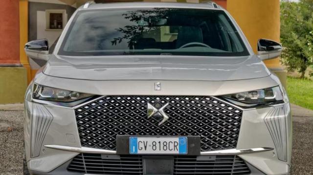 DS DS 7 E-Tense frontale