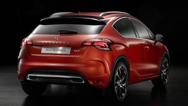 DS DS 4 Crossback foto posteriore