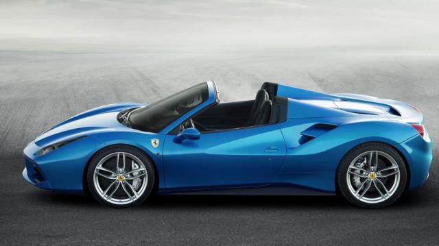 Ferrari 488 Spider profilo