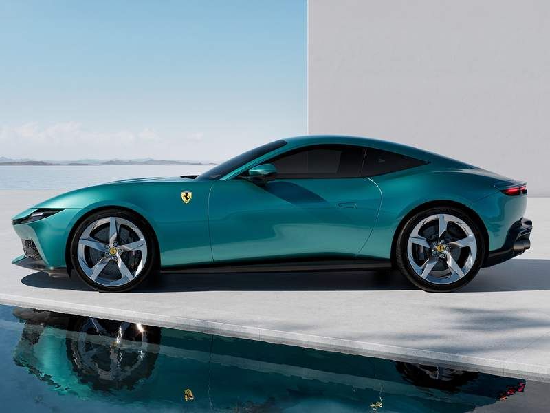 Ferrari Amalfi profilo