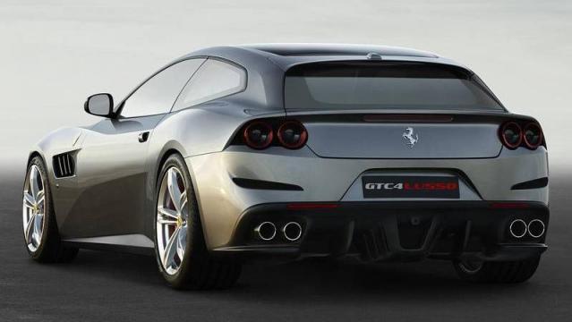 Ferrari GTC4Lusso posteriore