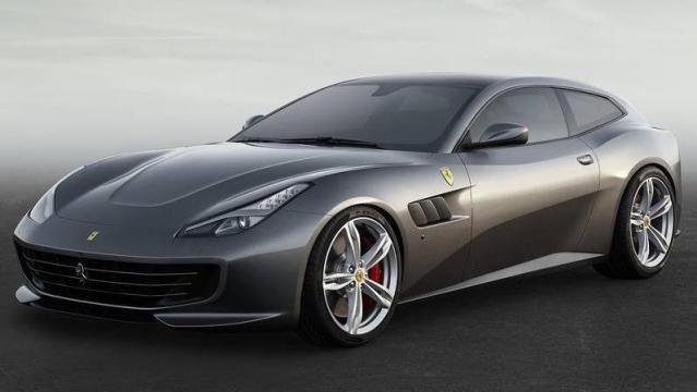 Ferrari GTC4Lusso foto